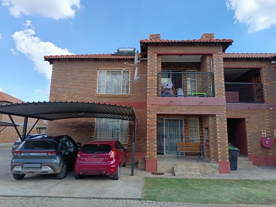 3 Bedroom Property for Sale in Waterval East North West